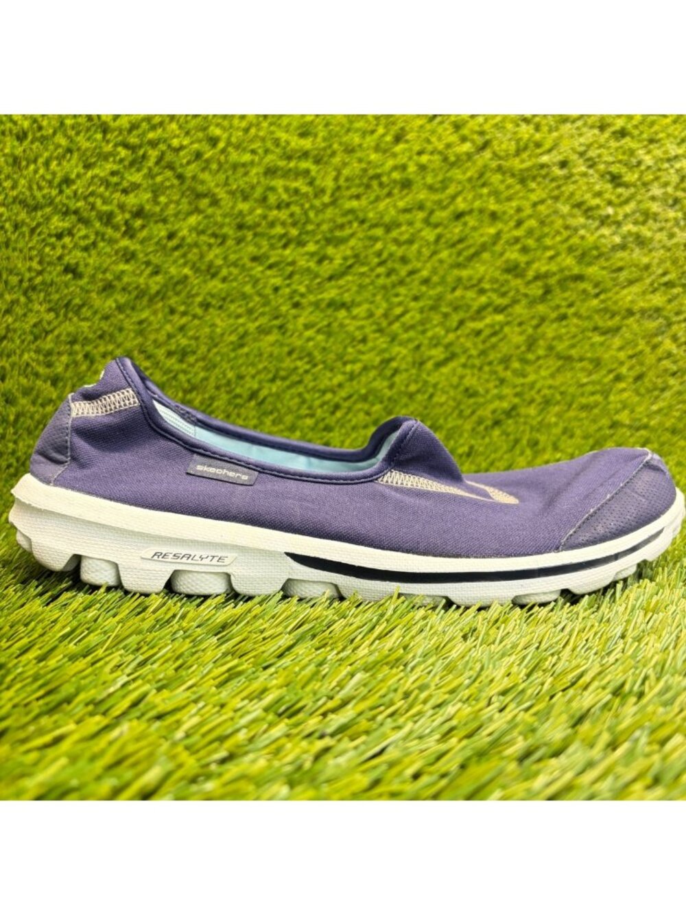 Skechers Go Walk Slip-On Womens Size 9.5 Blue Purple Walking Shoes Sneakers